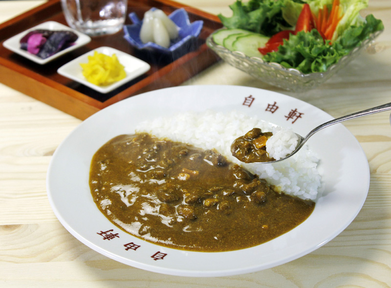 大阪 「自由軒」 昔ながらの黒ラベルカレー